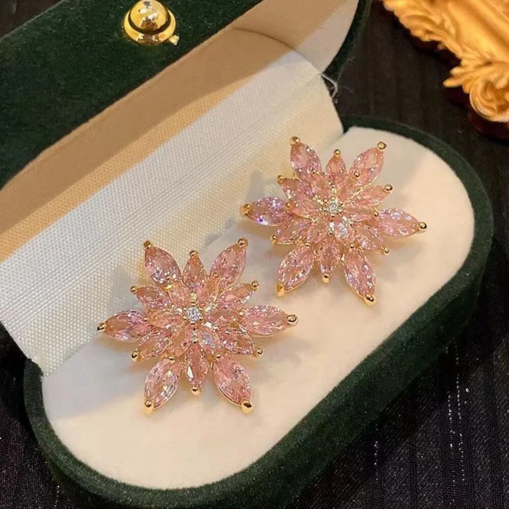 NEW Retro Old Hollywood Glam Pink Crystal Starburst Earrings - Picture 1 of 2